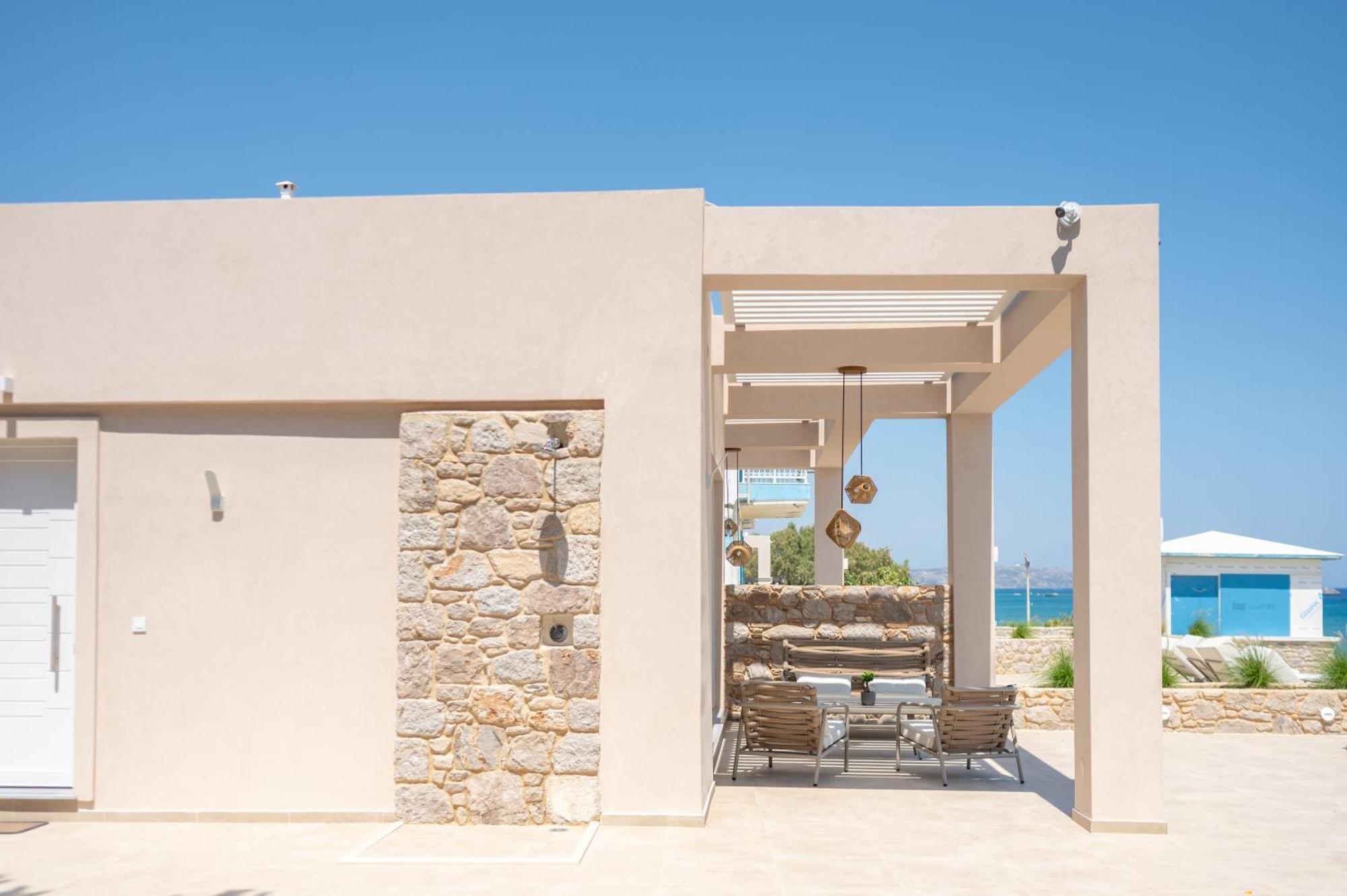 Nalu Luxury Suites Adults Only Kéfalos エクステリア 写真