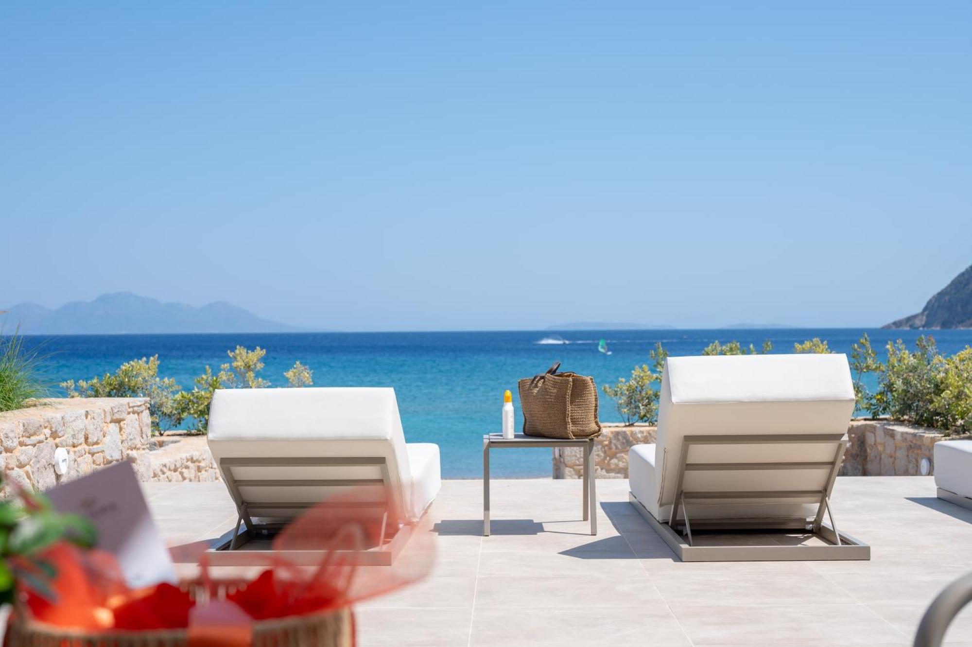Nalu Luxury Suites Adults Only Kéfalos エクステリア 写真