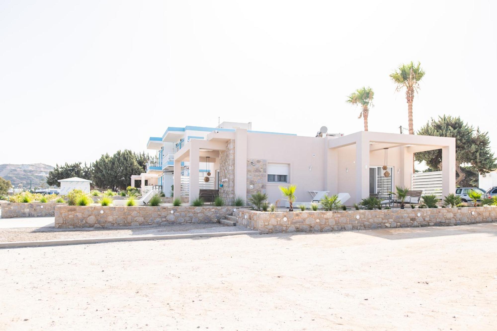 Nalu Luxury Suites Adults Only Kéfalos エクステリア 写真